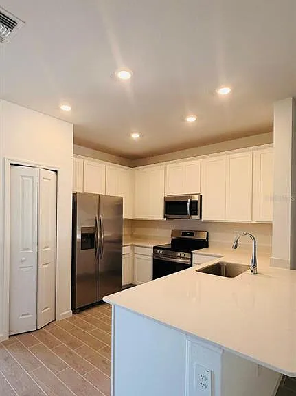 3649 SE 37th Ct #CT — Photo 3