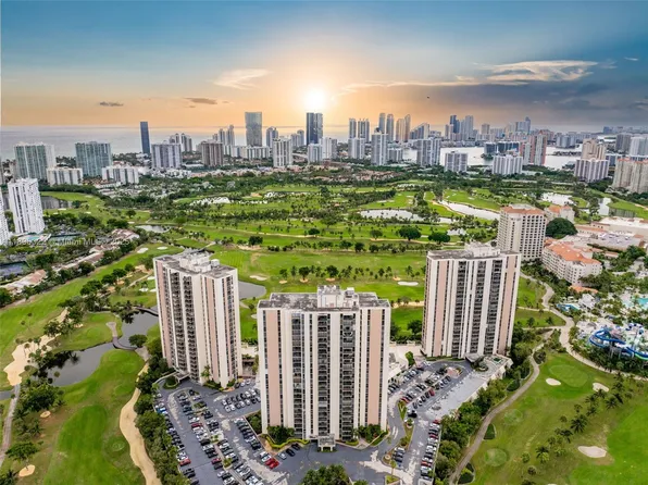 20379 W Country Club Dr APT 731, Aventura, FL 33180