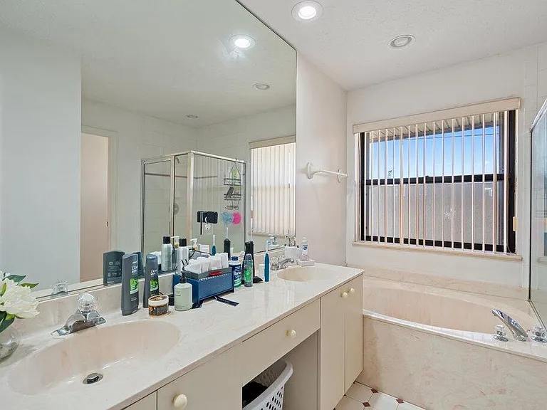 434 SW Jeanne Ave — Photo 41