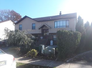 6 Arena Ct FLOOR 1, Elmwood Park, NJ 07407