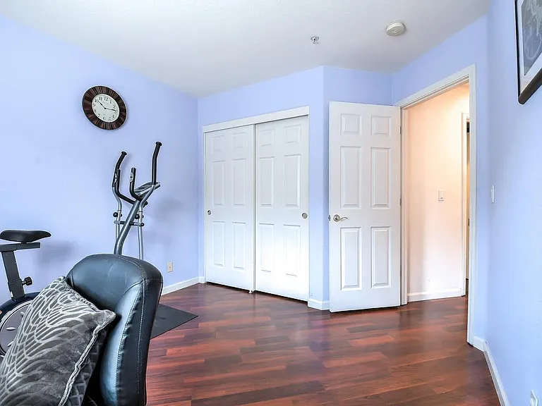3271 Shiraz Pl — Photo 22