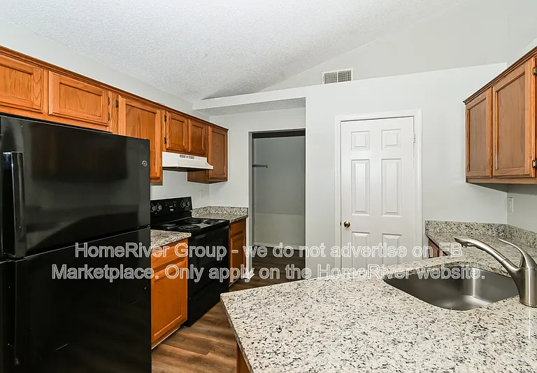 7007 Village Ln — Photo 5