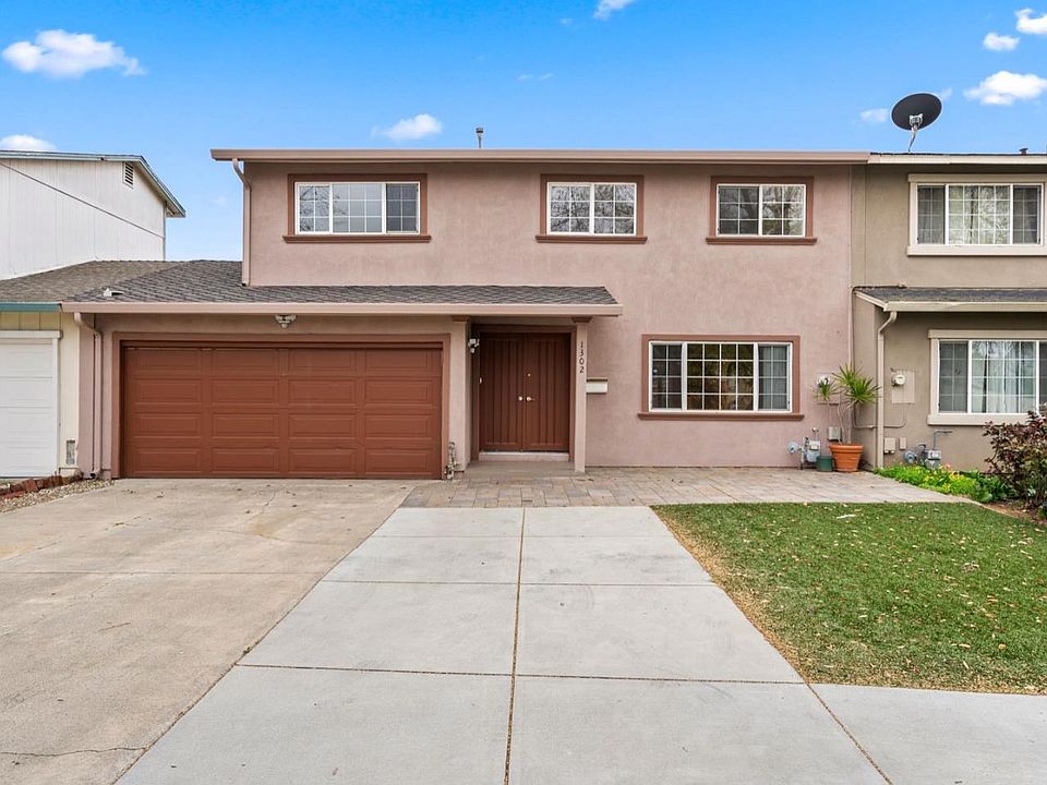 1st image of 1302 Bacchus Dr