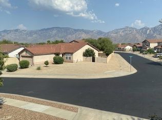 13127 N Deergrass Dr, Oro Valley, AZ 85755