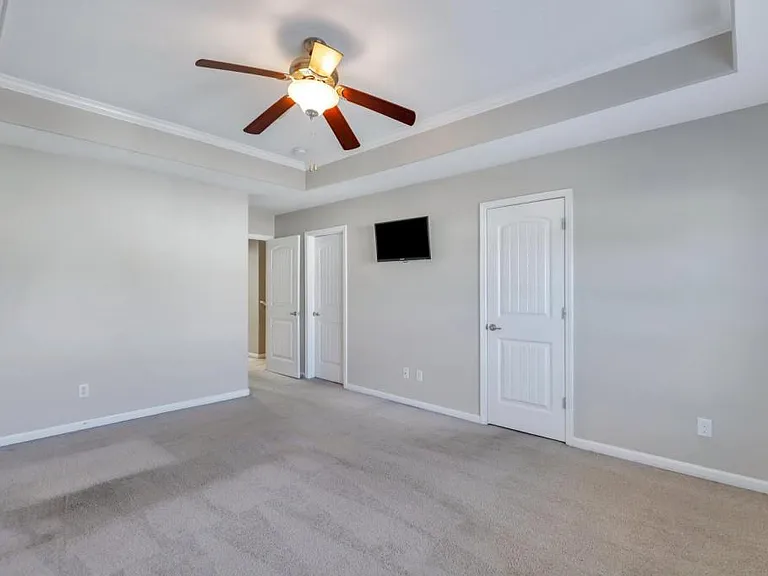 205 Ventura Pl — Photo 15