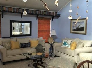 21 Trout Ln, Freeport, TX 77541