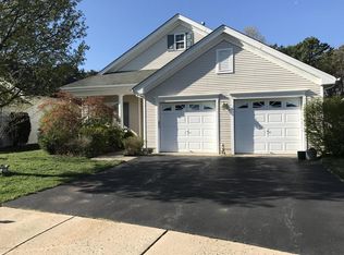 21 Golden Seasons Dr, Lakewood, NJ 08701