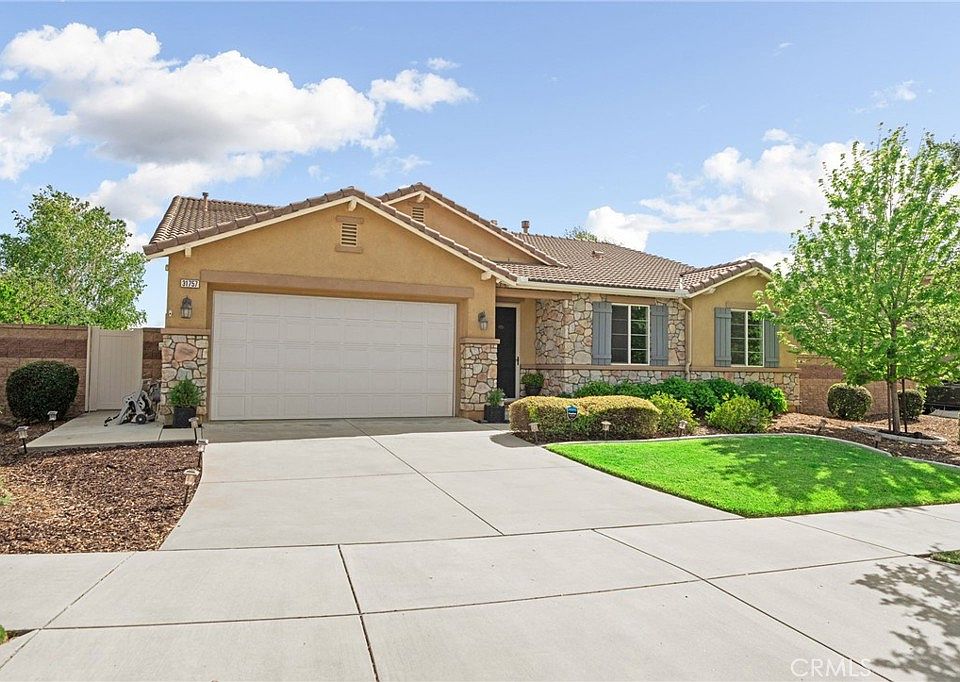 1st image of 31757 Dove Ct