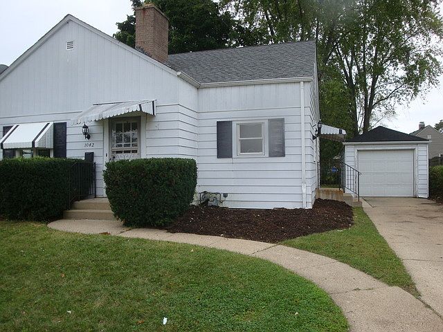 1st image of 1042 N Jackson St