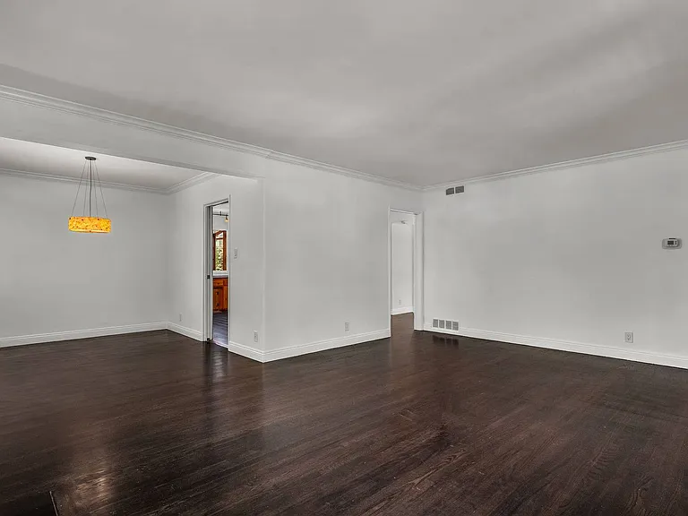 1032 Carol Dr #2 — Photo 5