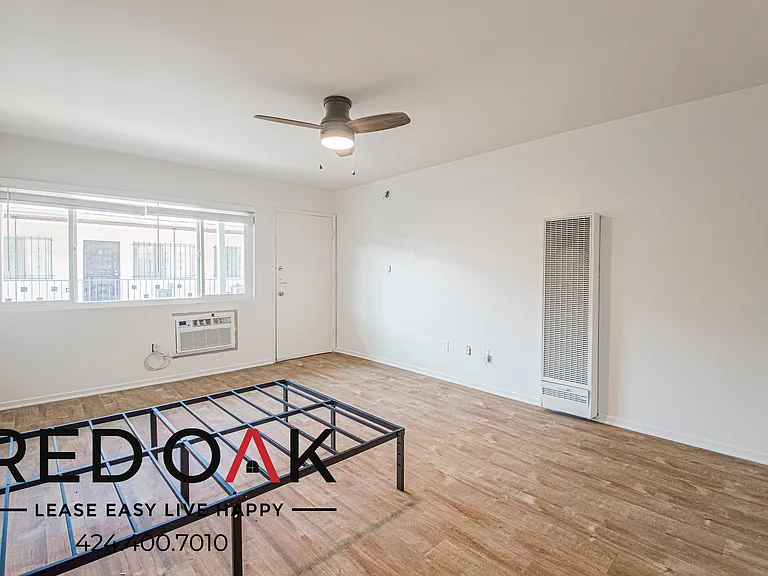 2666 Ellendale Pl #203 — Photo 10