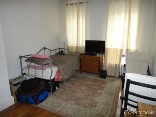 Rented by City Connections Realty | media 24