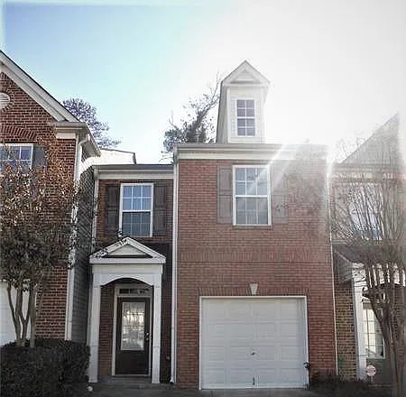 3 bed, 2.5 bath, 1696 sqft, $1,950 — Photo 1