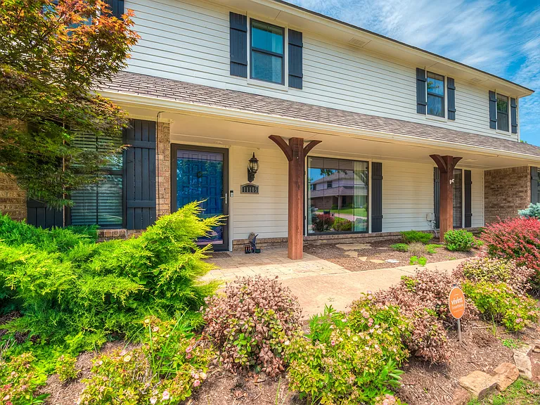 11105 Leaning Elm Rd — Photo 4