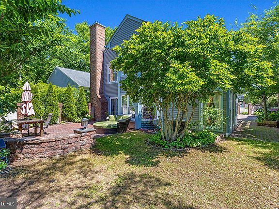 3rd image of 7 Fieldwood Ct