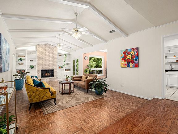 3rd image of 9203 Indian Quail Cir