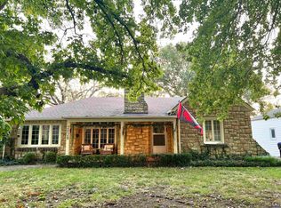 2028 SW Bowman Ct, Topeka, KS 66604