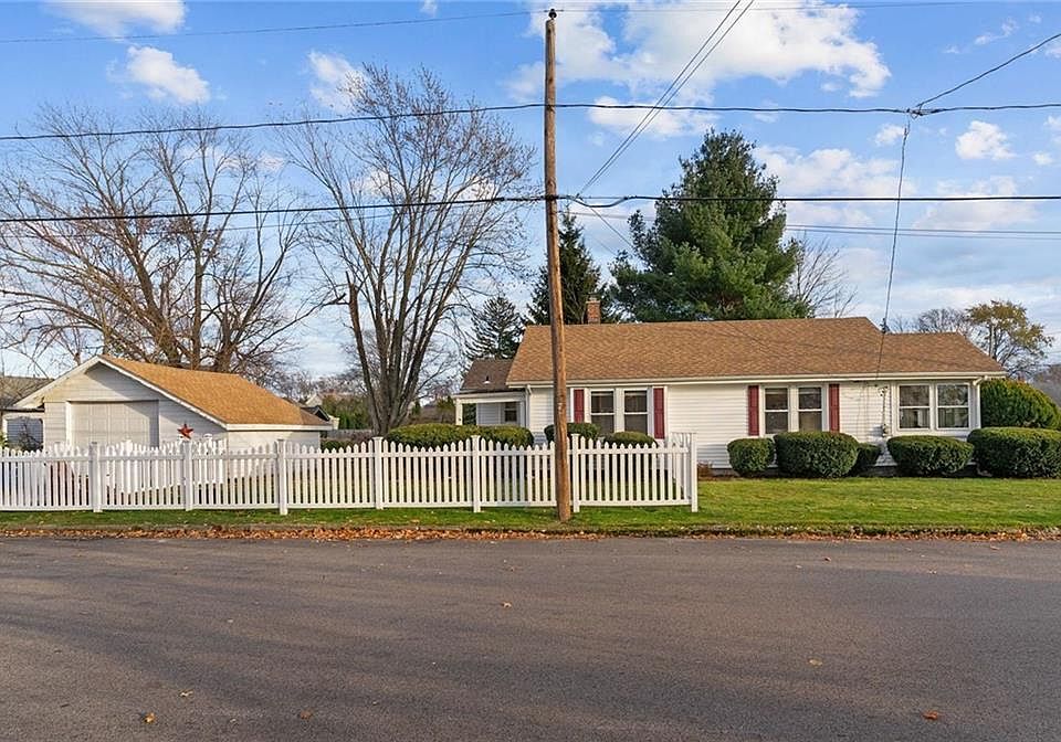 101 Hillard Ave, Warwick, RI 02886 Zillow
