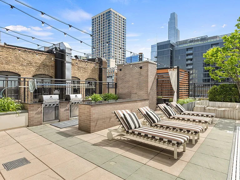 Flair Tower Apartments — Photo 20