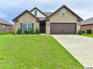 161 Olde Dogwood Trl, Decatur, AL 35603
