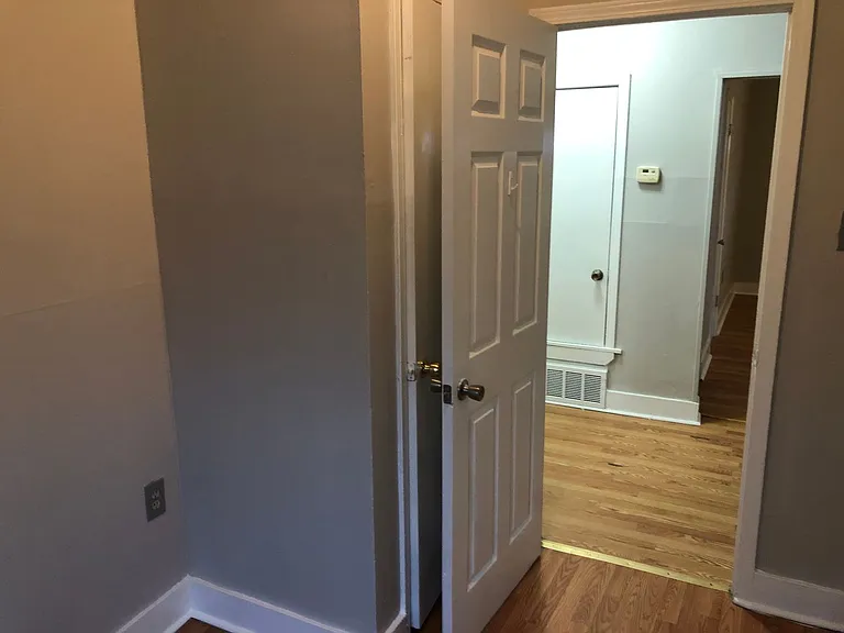 493 Southern St — Photo 15