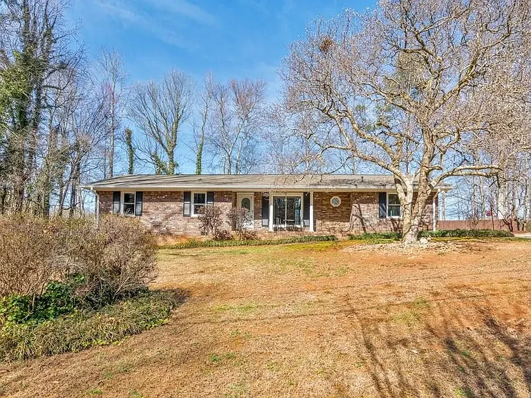 377 Macedonia Forest Cir — Photo 2