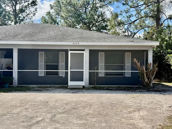 4739 28th St SW, Lehigh Acres, FL 33973