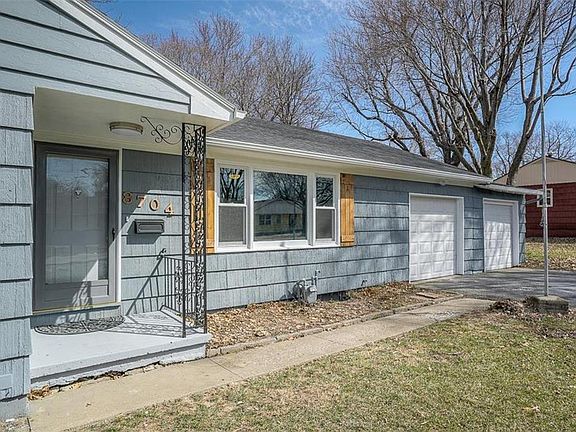 5th image of 8704 E 74th St