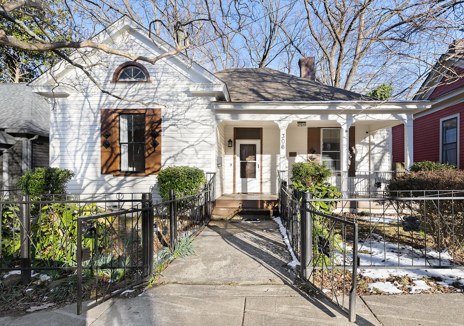 Historic Home in Downtown Raleigh — Photo 1