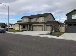 3062 Duval Loop, Richland, WA 99352