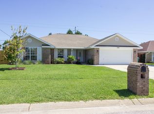 7600 Marthas Way, Navarre, FL 32566