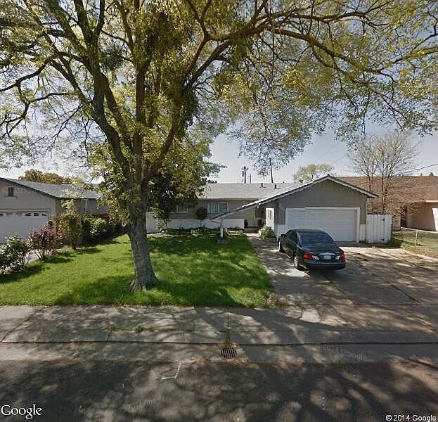 1st image of 208 Cordova Ln