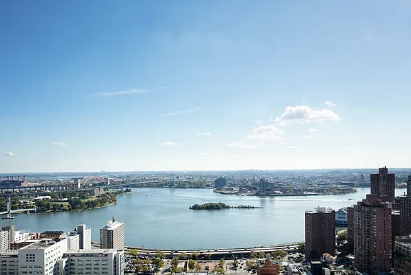 Rented by Related Rentals | media 106