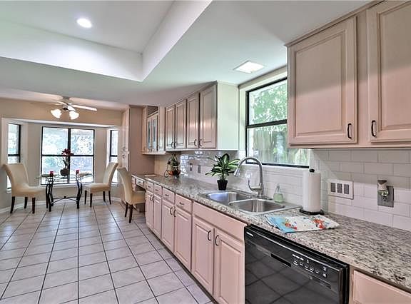 4th image of 10610 Mourning Dove Dr