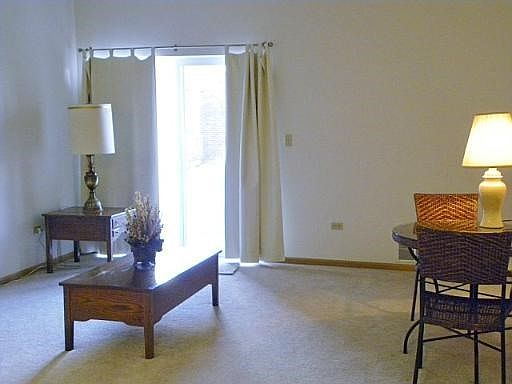 4th image of 801 N McLean Blvd #13