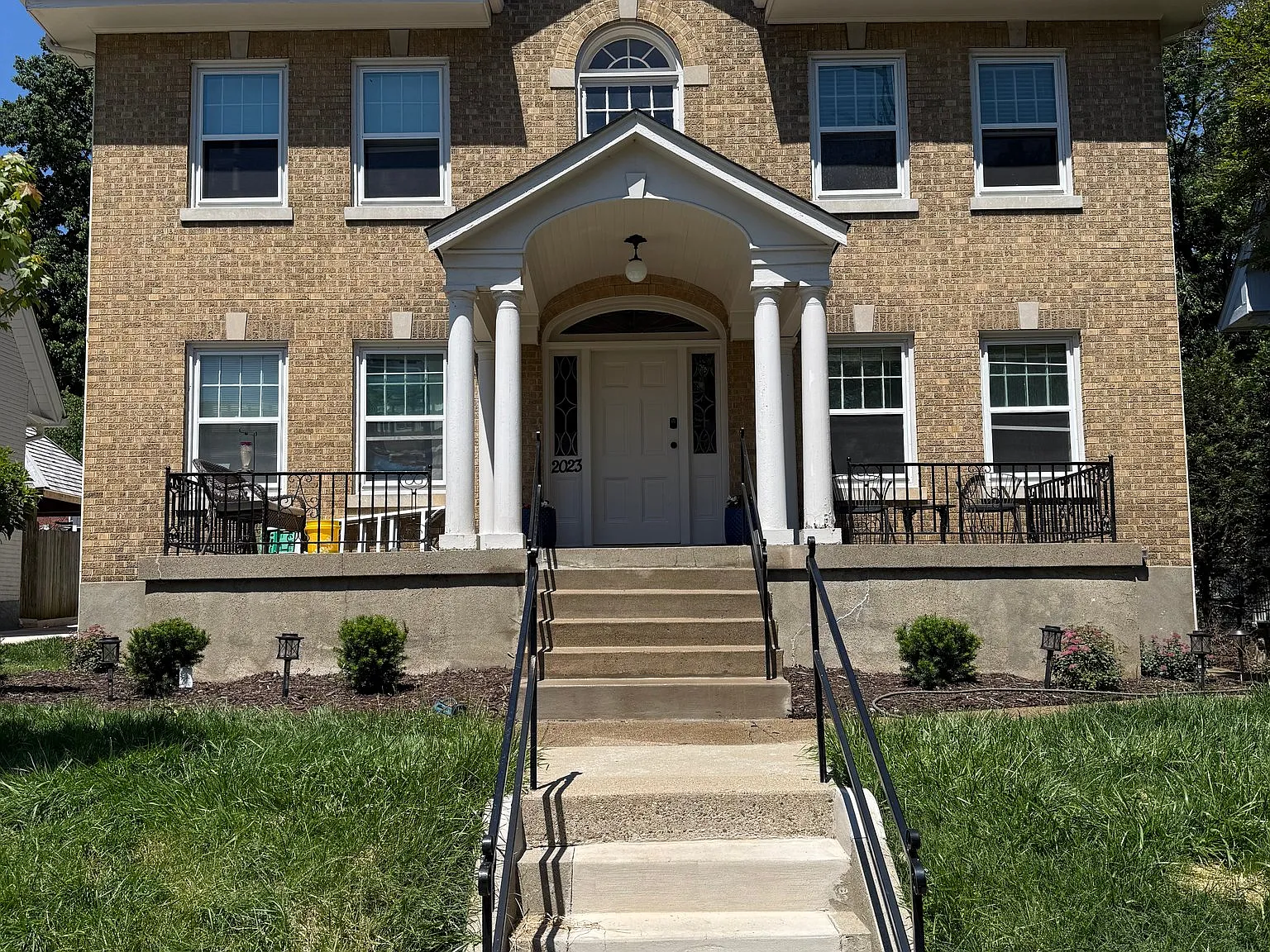 Charming Single Unit in The Highlands Louisville | 2023 Grasmere Dr | $1250/mo — Photo 1
