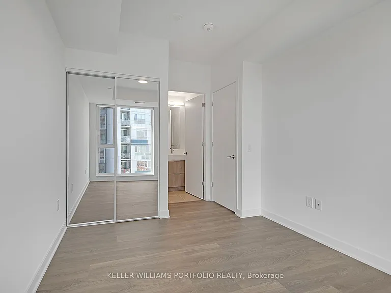130 River St #1302 — Photo 27