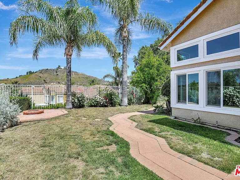 24701 Calle Conejo — Photo 71