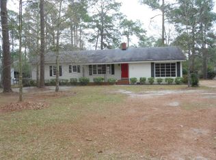 2037 4th St SE, Moultrie, GA 31768