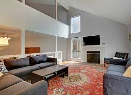 2nd image of 221 Kingsberry Dr #221
