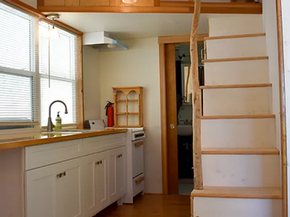 (undisclosed Address), Port Angeles, WA 98363