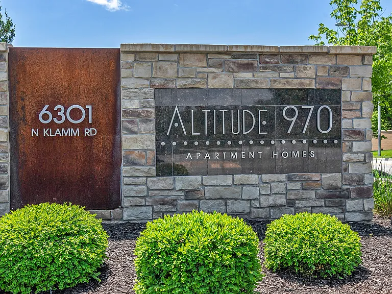 Altitude 970