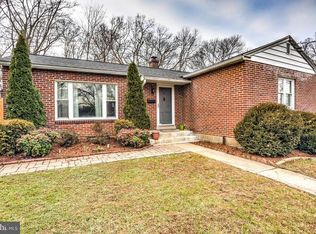 22 Willis Ln, Lancaster, PA 17602