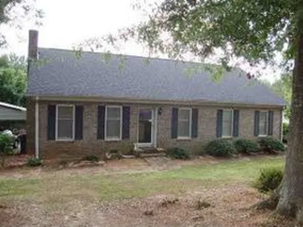 1206 Williamsburg Dr, Anderson, SC 29621