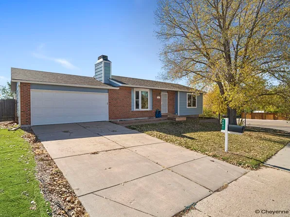 4001 Magnolia Dr, Cheyenne, WY 82009
