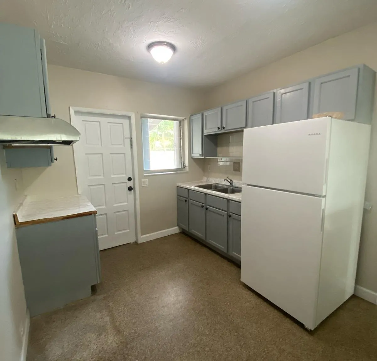 1 bed, 744 sqft, $1,500 — Photo 4