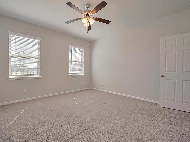 101 Eliana Shores Dr — Photo 21