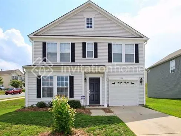 956 Littleton Dr, Concord, NC 28025