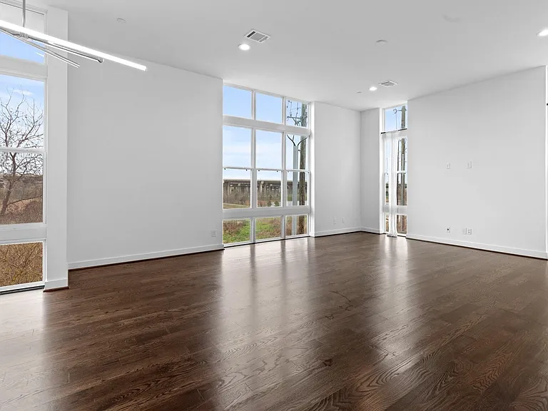 5915 E Post Oak Ln — Photo 11