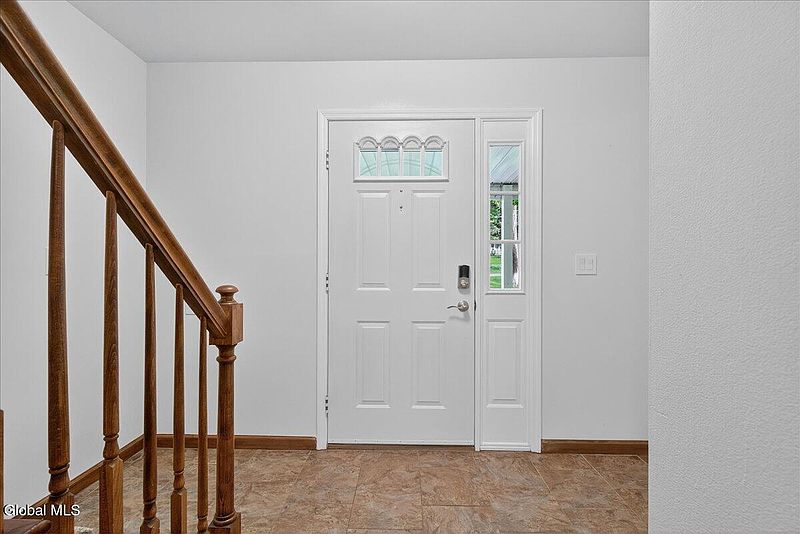 5th image of 5966 Curry  Rd Extension